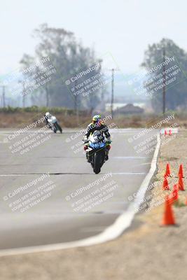 media/Sep-20-2025-TrackDaz (Sat) [[27f0cde673]]/B Group/220pm (Turn 9)/